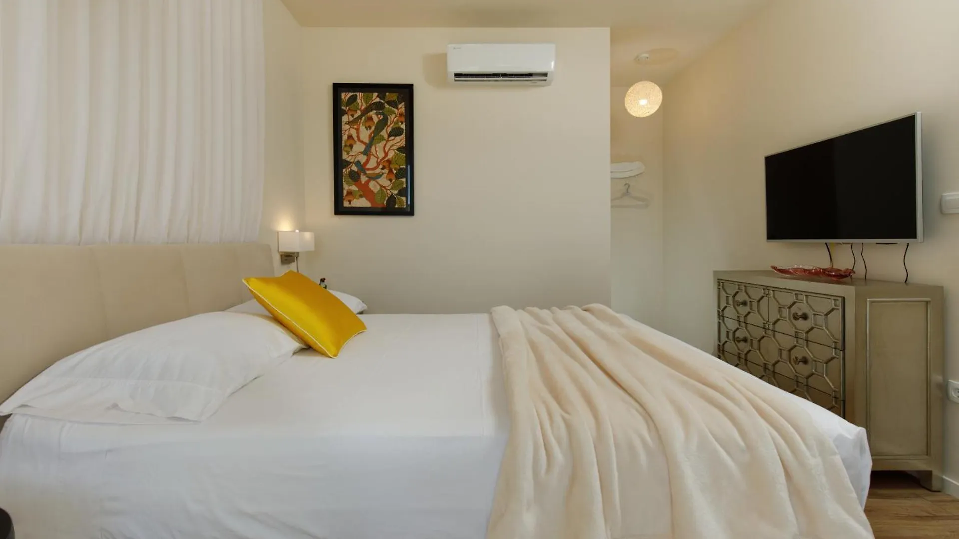 Villa Anadea With Hot Tub Overlooking Sea Trogir Croatia